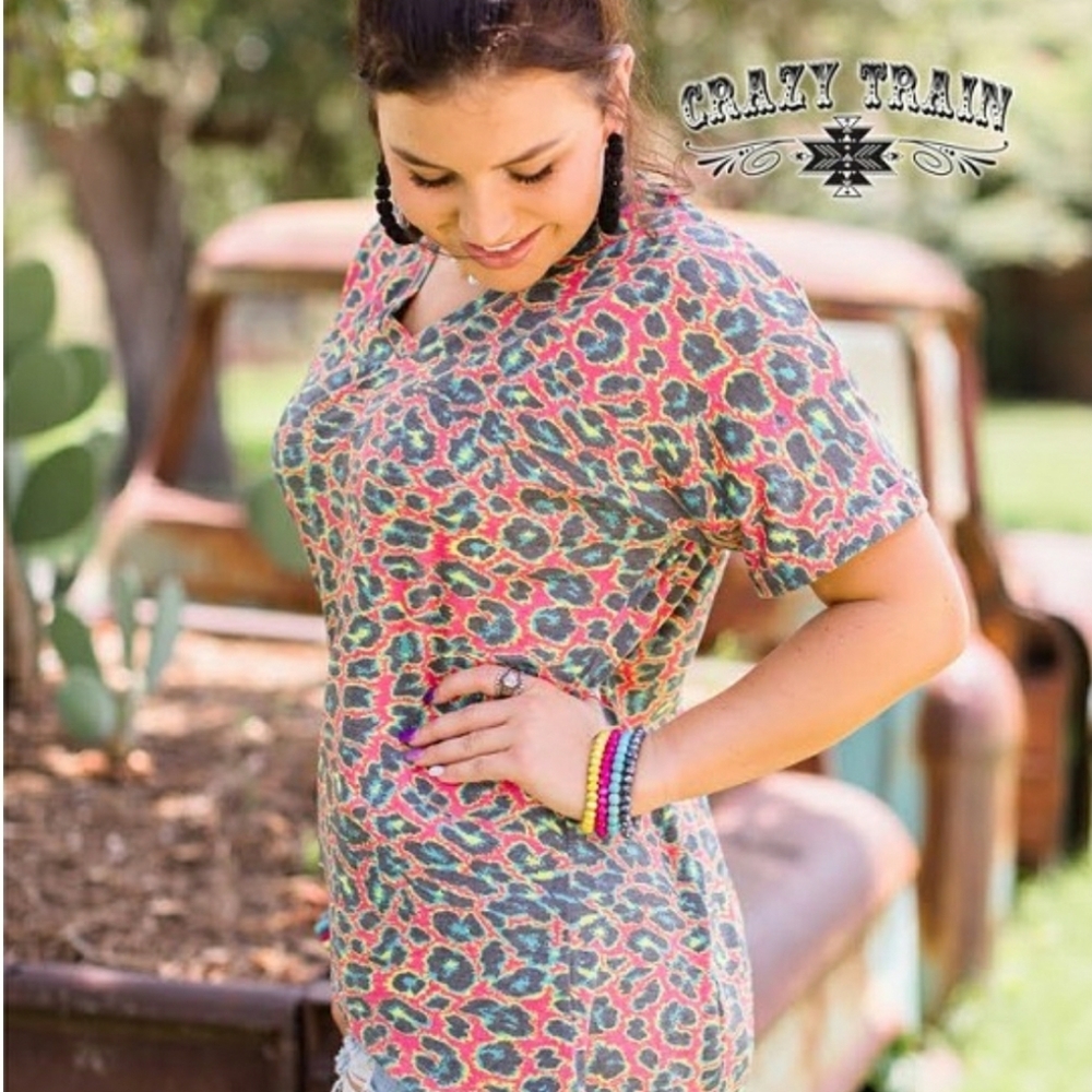 Neon Jungle Leopard Hi Lo tee Sz S